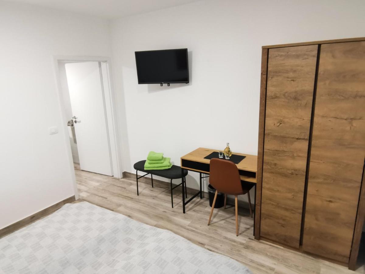 Hostel Postaja Ruse Екстер'єр фото