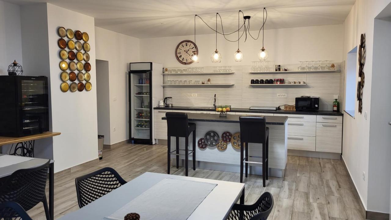 Hostel Postaja Ruse Екстер'єр фото